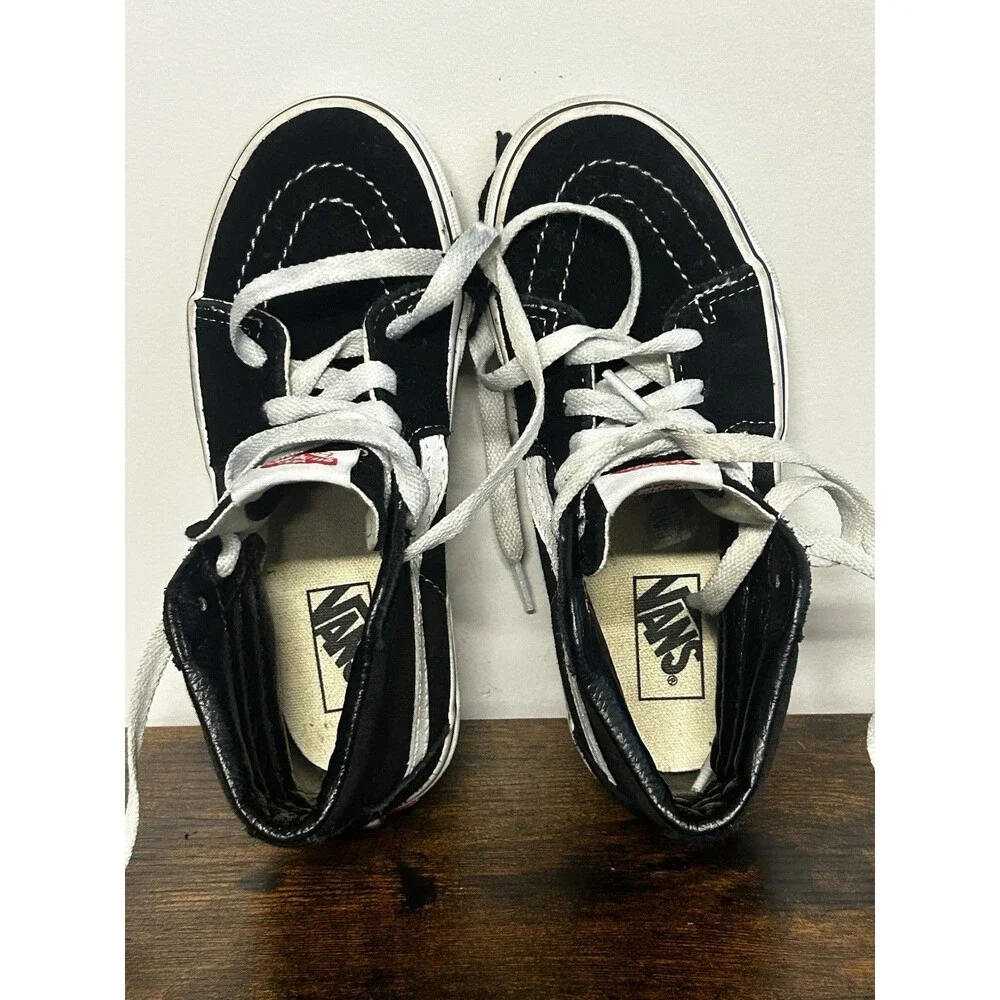 VANS Sk8-Hi Sneakers Black with A White Side Stripe High-top Kids Size 1 Youth